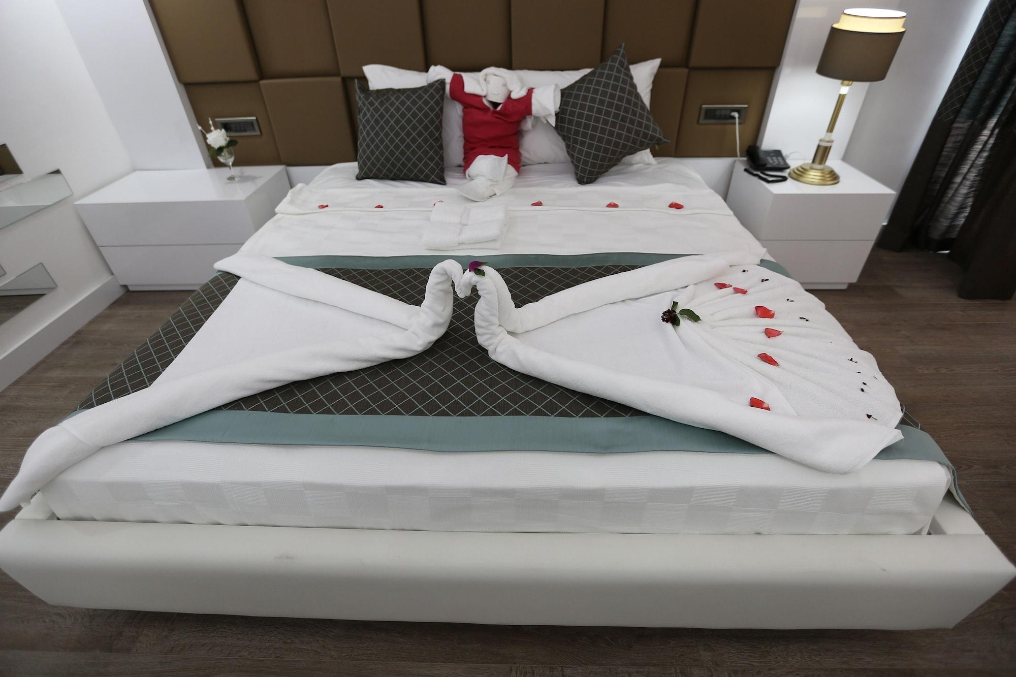 Elips Royal Hotel & Spa Antalya Buitenkant foto
