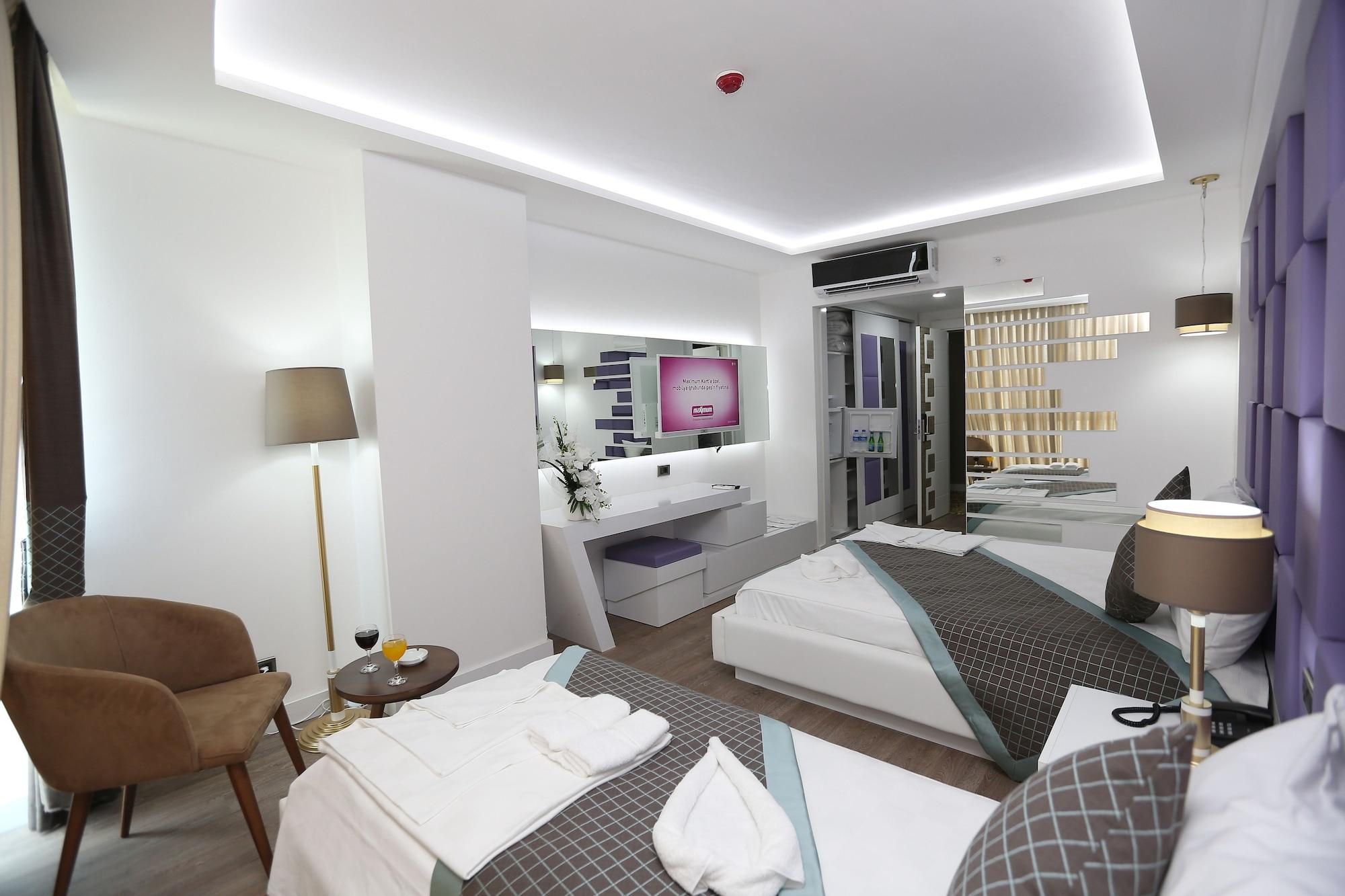 Elips Royal Hotel & Spa Antalya Buitenkant foto