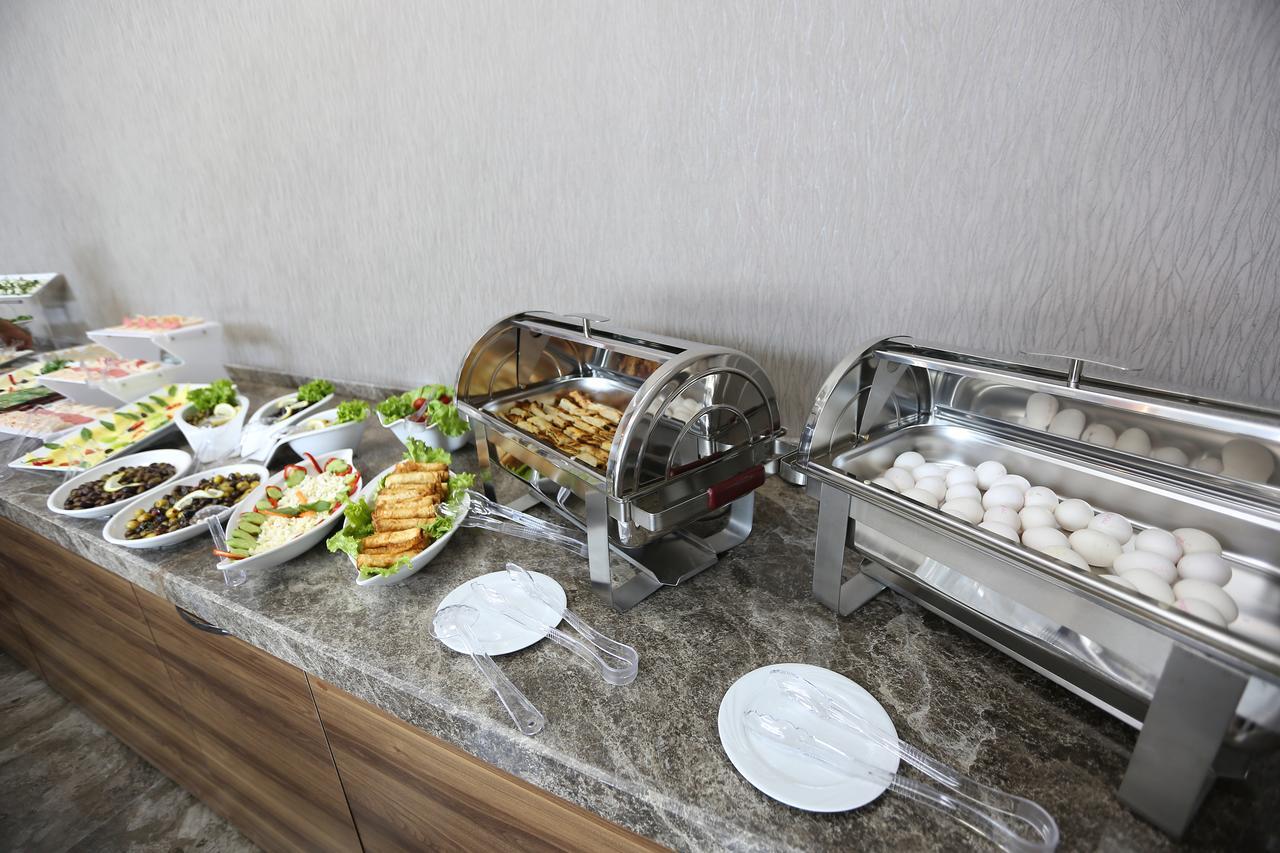 Elips Royal Hotel & Spa Antalya Buitenkant foto