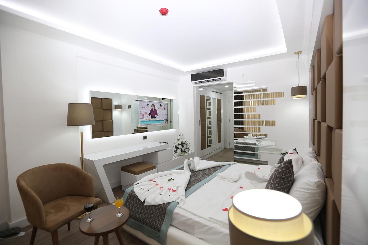 Elips Royal Hotel & Spa Antalya Buitenkant foto