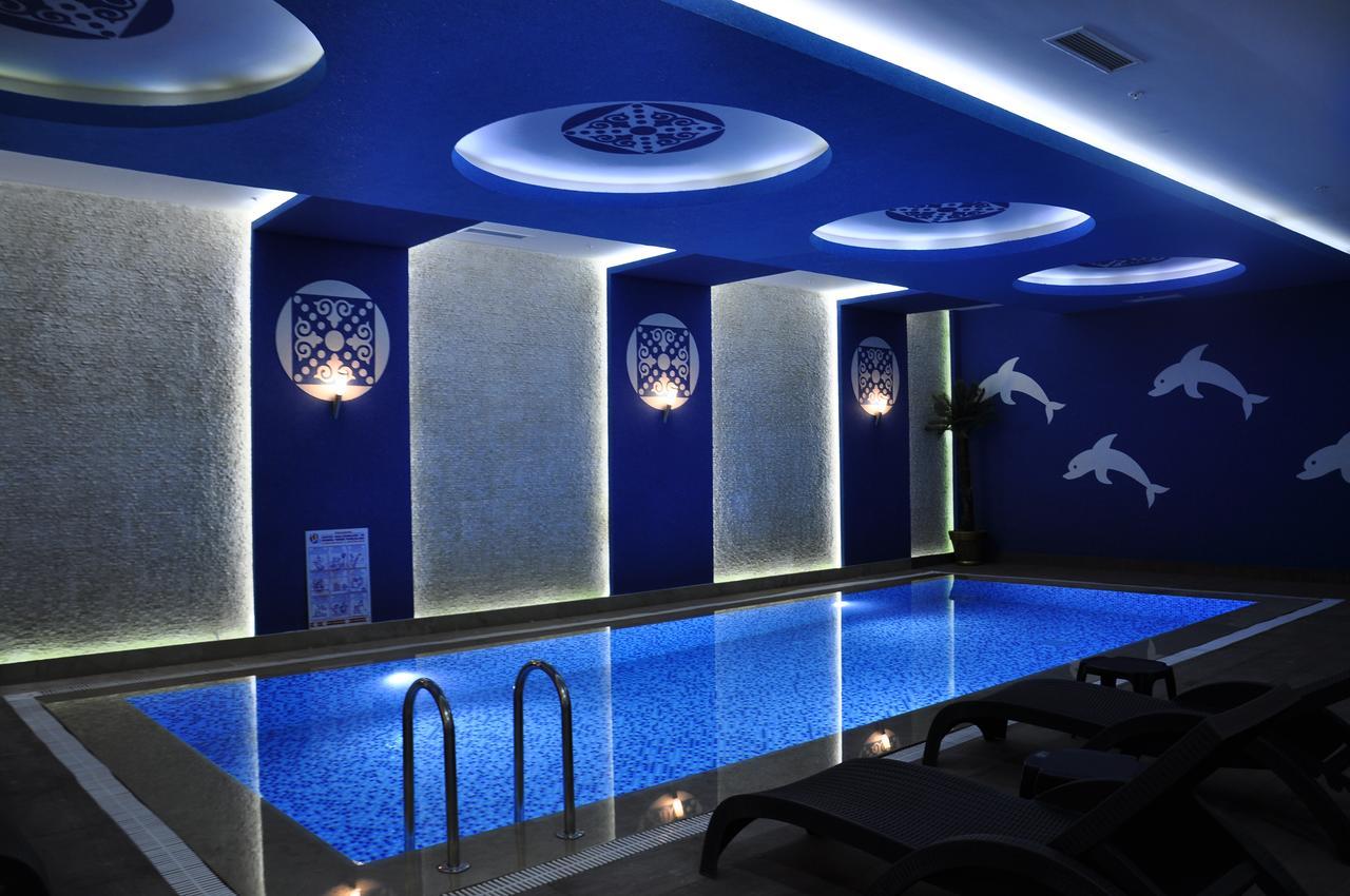 Elips Royal Hotel & Spa Antalya Buitenkant foto