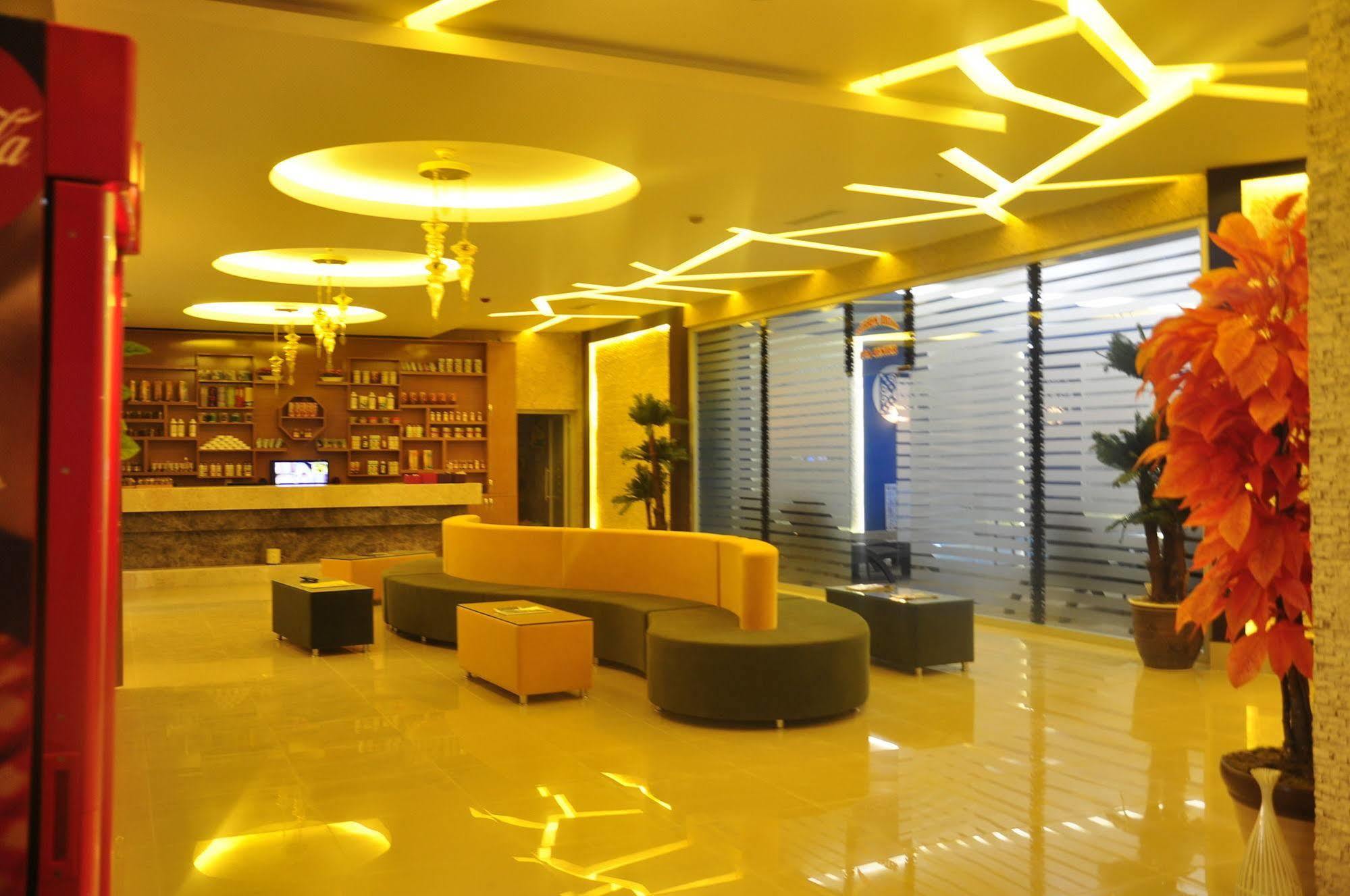 Elips Royal Hotel & Spa Antalya Buitenkant foto